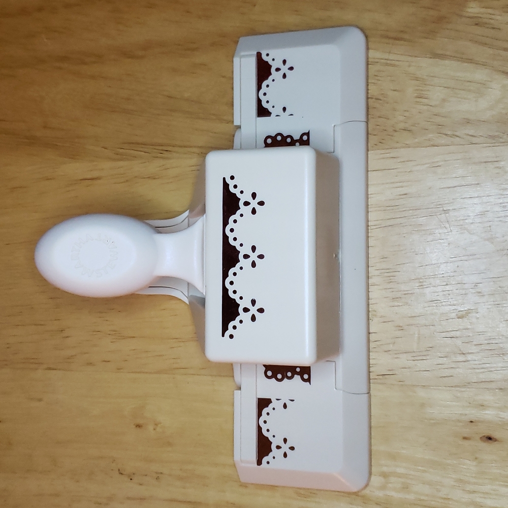 Martha Stewart Crafts Lace Edge Punch